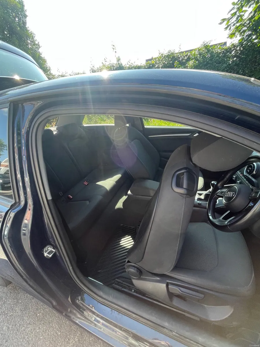 Audi A3 2016 - Image 2