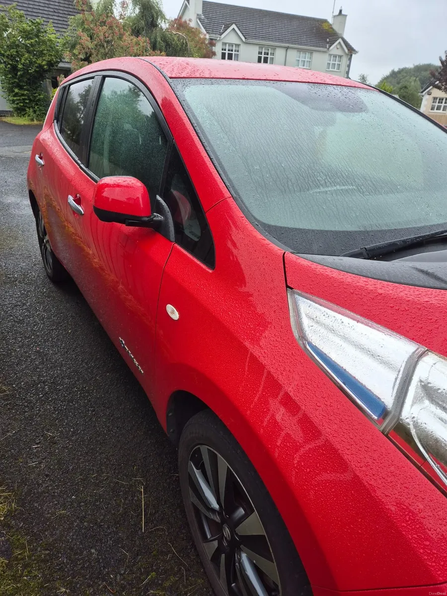 2017 Nissan Leaf Tekna 24kWh - Image 4