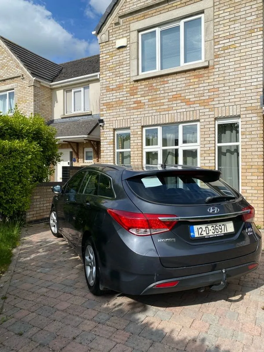2012 Hyundai I40 - Image 1