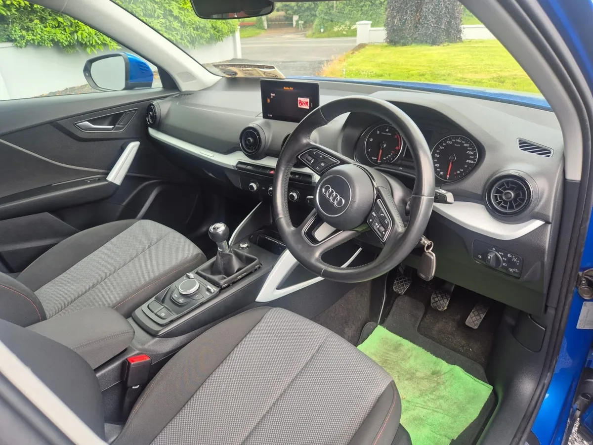 Audi Q2 2017 - Image 5
