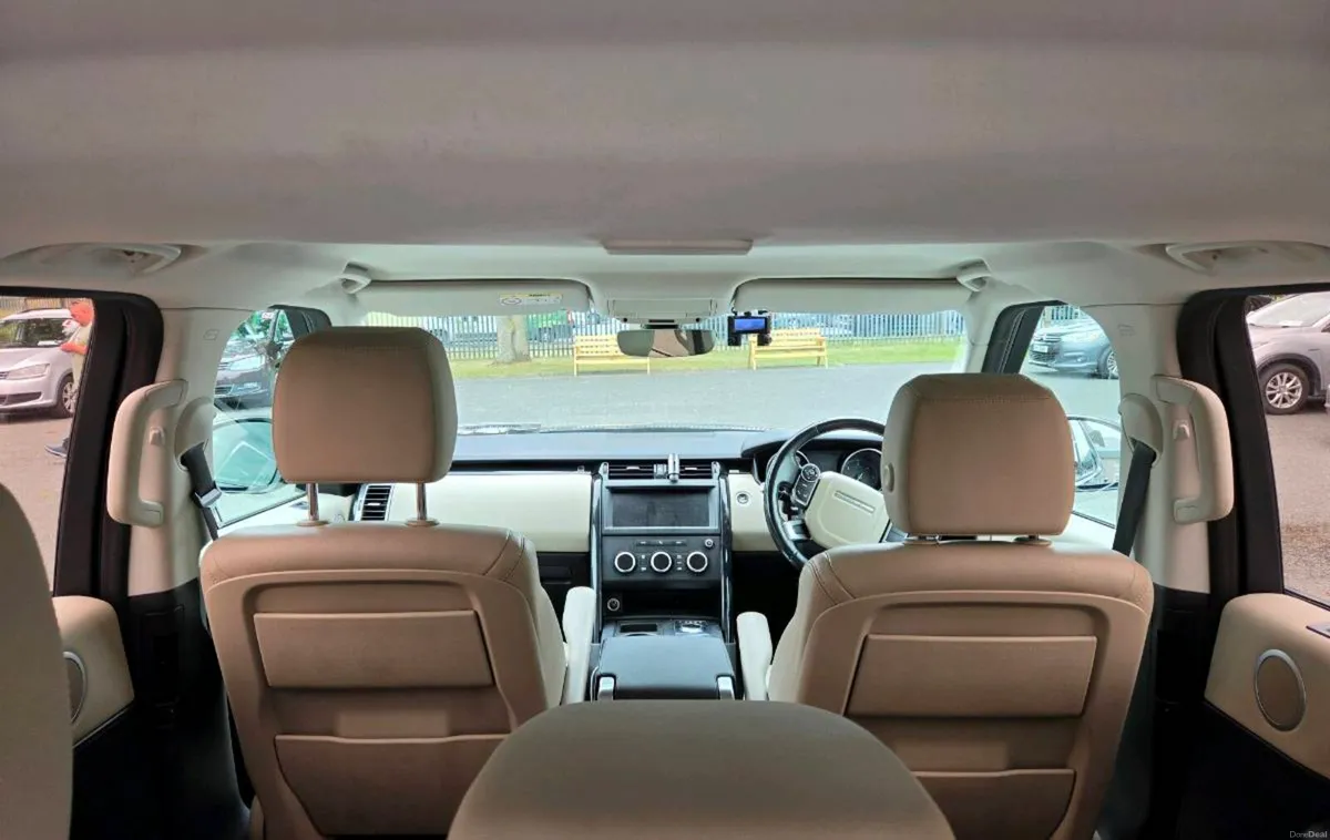 2018 Land Rover Discovery 5, 2.0 Diesel Automatic - Image 6