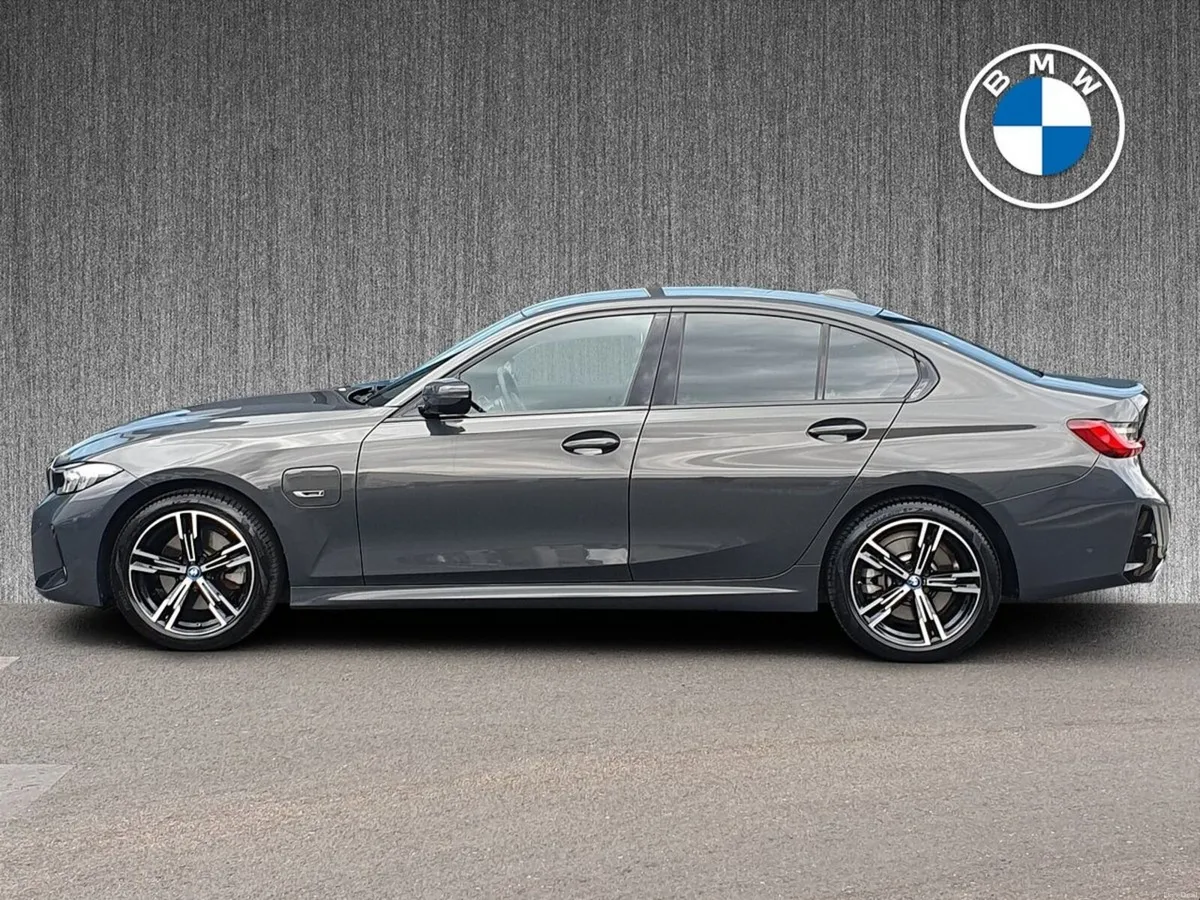 BMW 3-Series 330e M Sport Saloon - Image 3