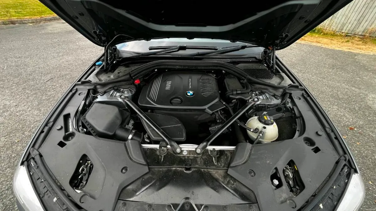 Bmw G31 Estate 520D - Image 2