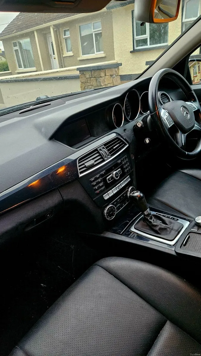 Mercedes-Benz C-Class 2013 - Image 5