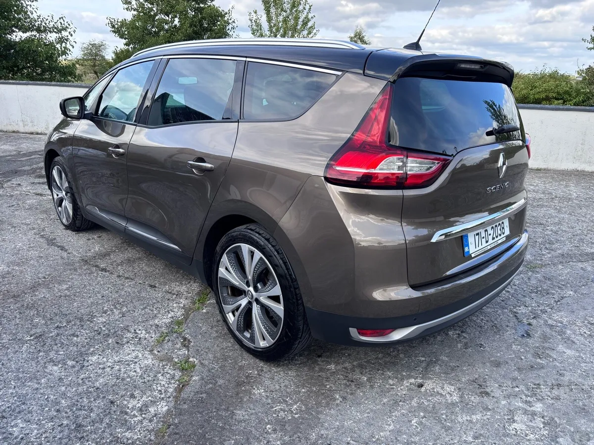 Renault Grand Scenic - Image 2