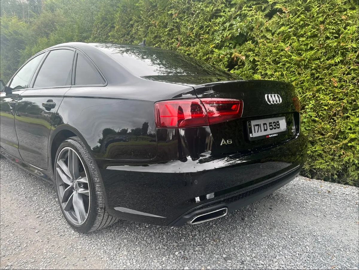 AUDI A6 S-LINE GENUINE BLACK EDITION - Image 4
