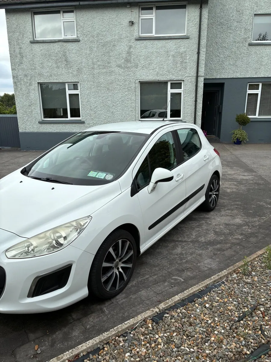 Peugeot 308 2012 - Image 4