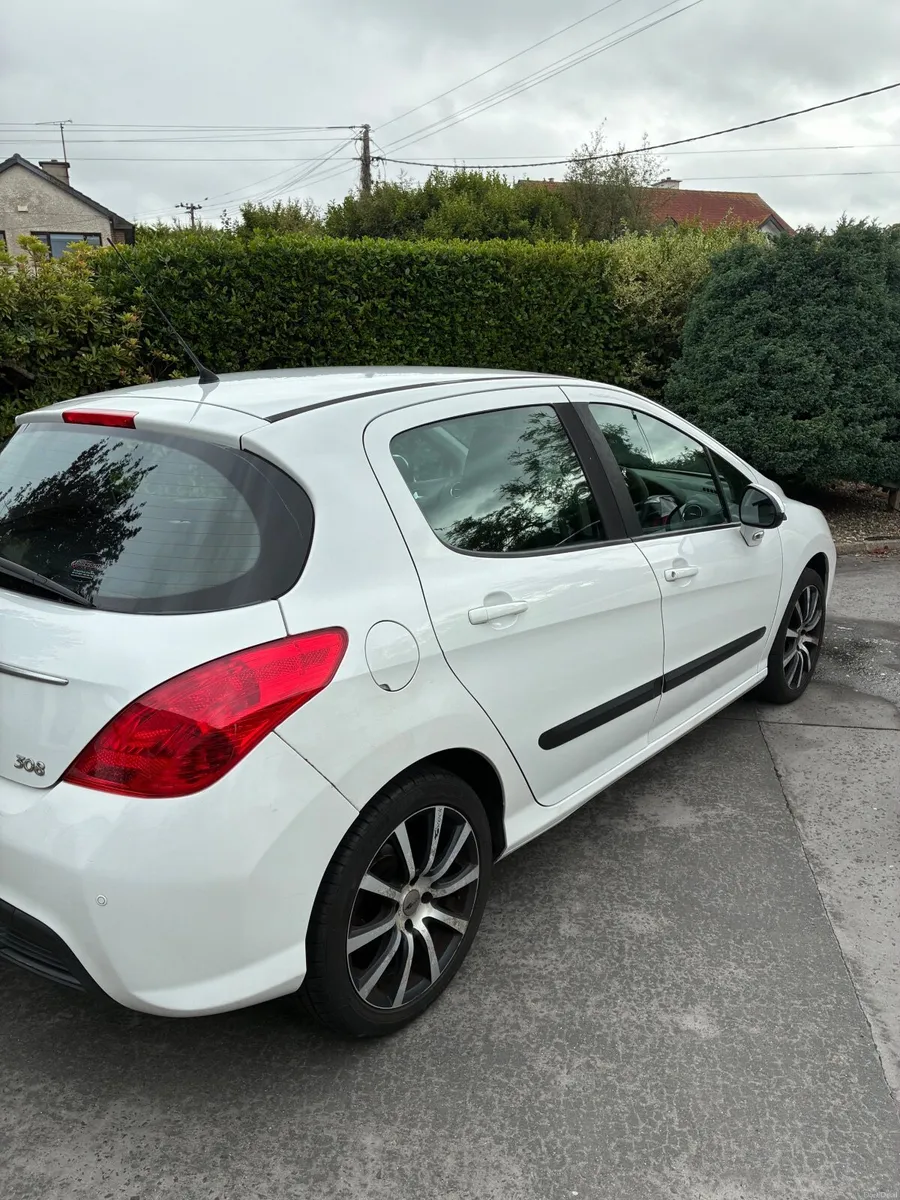 Peugeot 308 2012 - Image 5