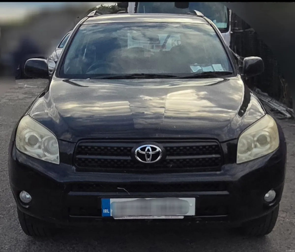 Toyota Rav 4 - Image 1