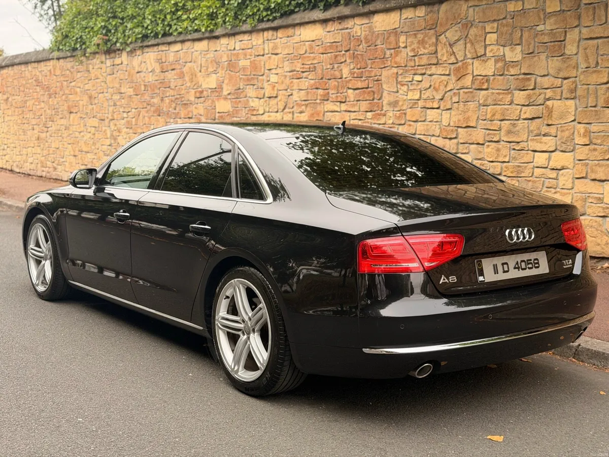Audi A8 3.0TDI QUATTRO NCT 6/27 TAX 9/27 FSH mint - Image 3