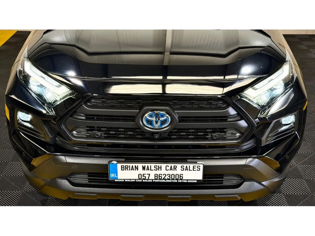 Toyota RAV4 4WD HYBRID ADVENTURE OFFROAD PACK - Image 4