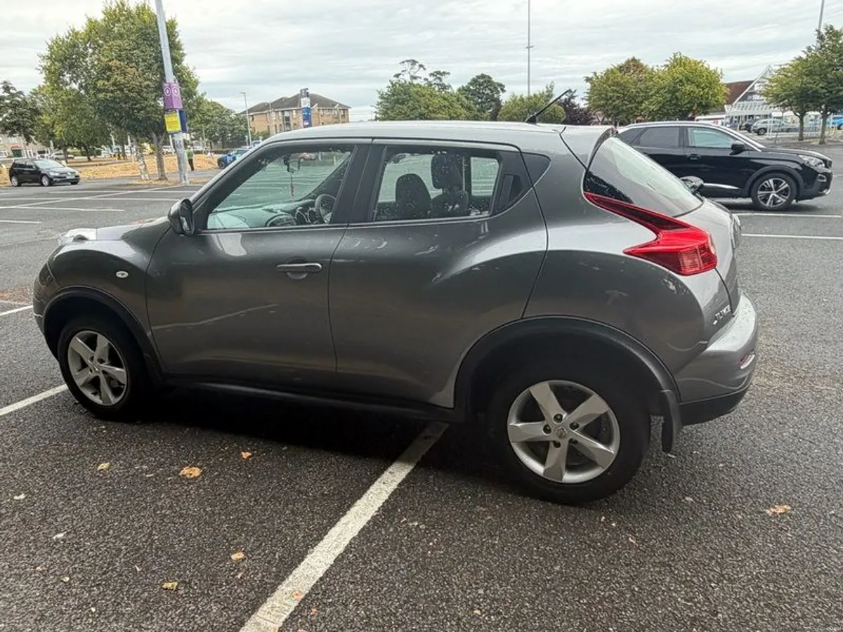 2014 Nissan Juke - Image 4