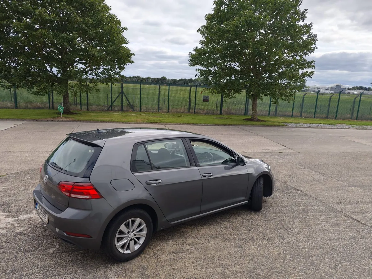 For Sale VW Golf in very good condition - Image 4