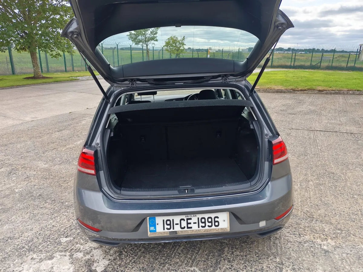 For Sale VW Golf in very good condition - Image 5