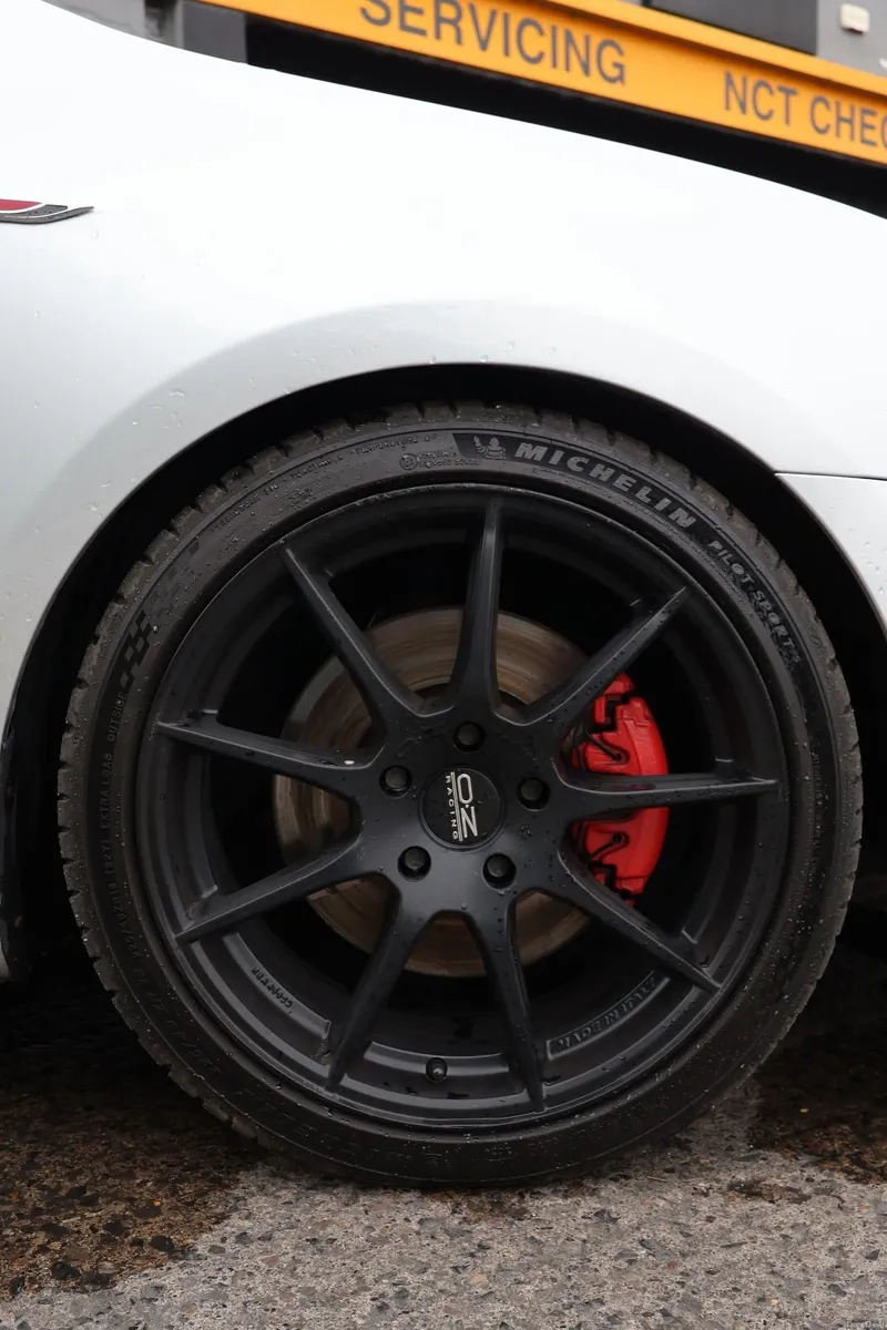 Volkswagen Golf 2010 - Image 6