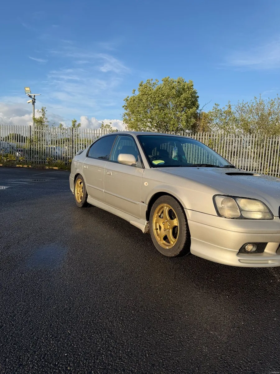 Subaru legacy b4 - Image 3
