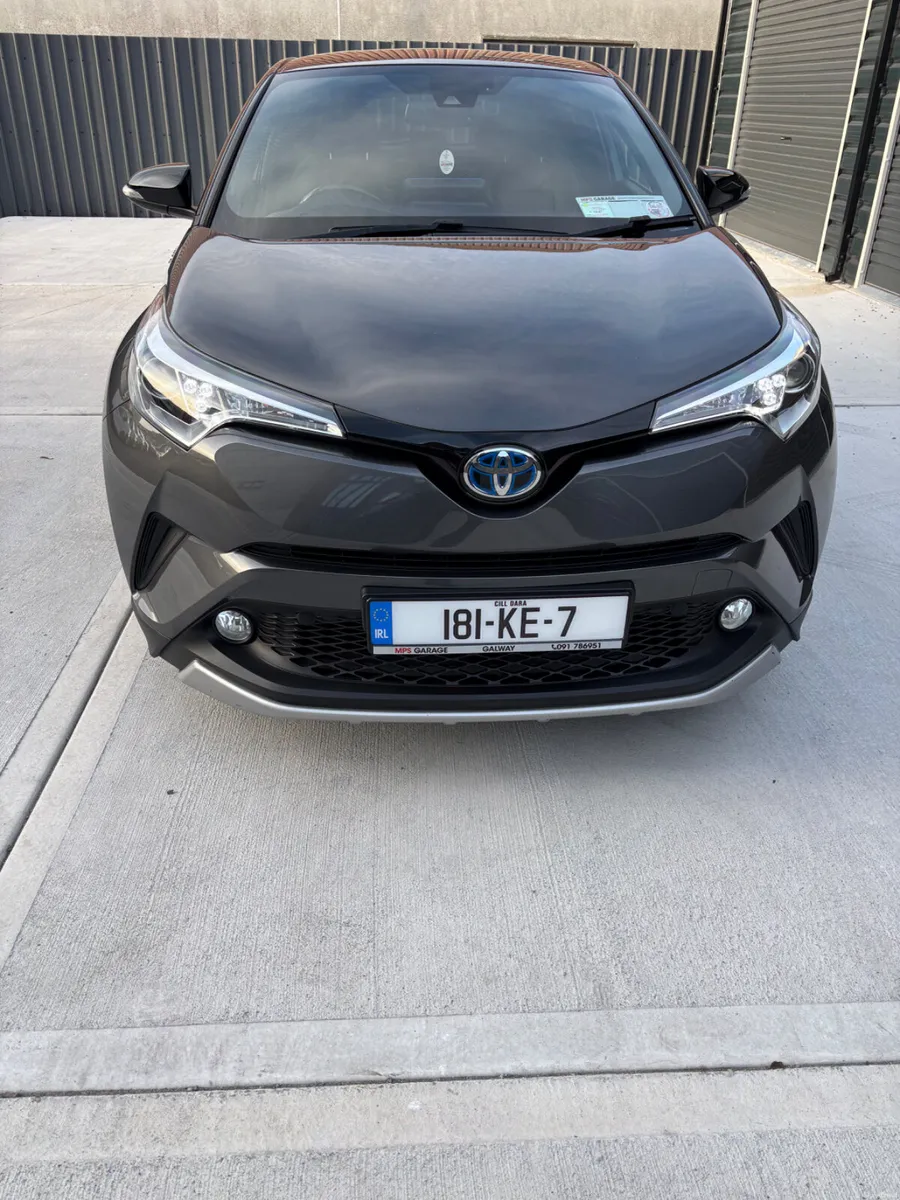 2018 Toyota C-HR 1.8 HYBRID LUNA SPORT AUTOMATIC! - Image 5