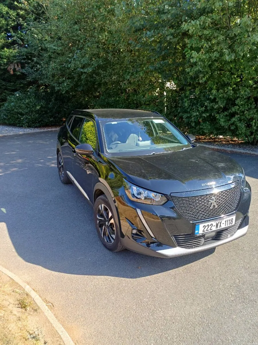 Peugeot 2008 allure electric - Image 3