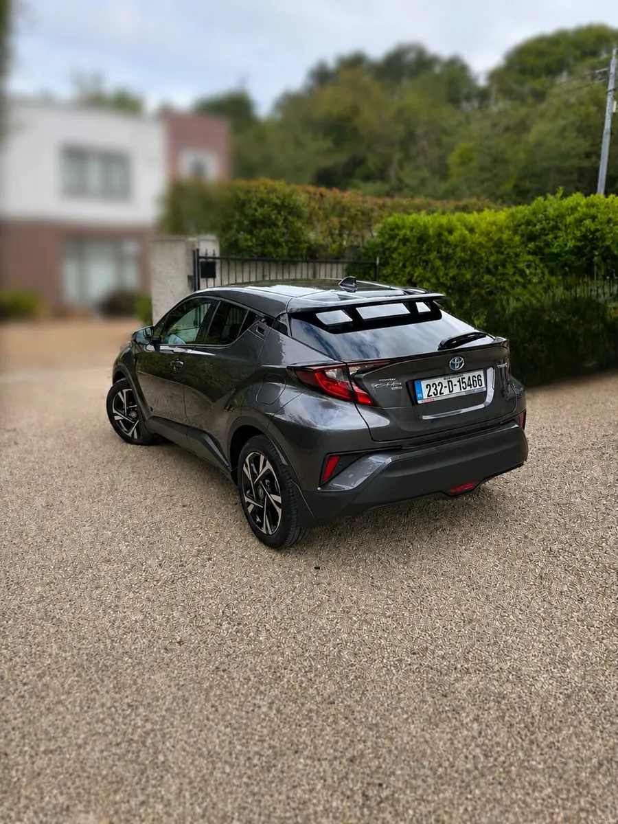 2023 Toyota C-HR 1.8 Hybrid Sport - Image 5