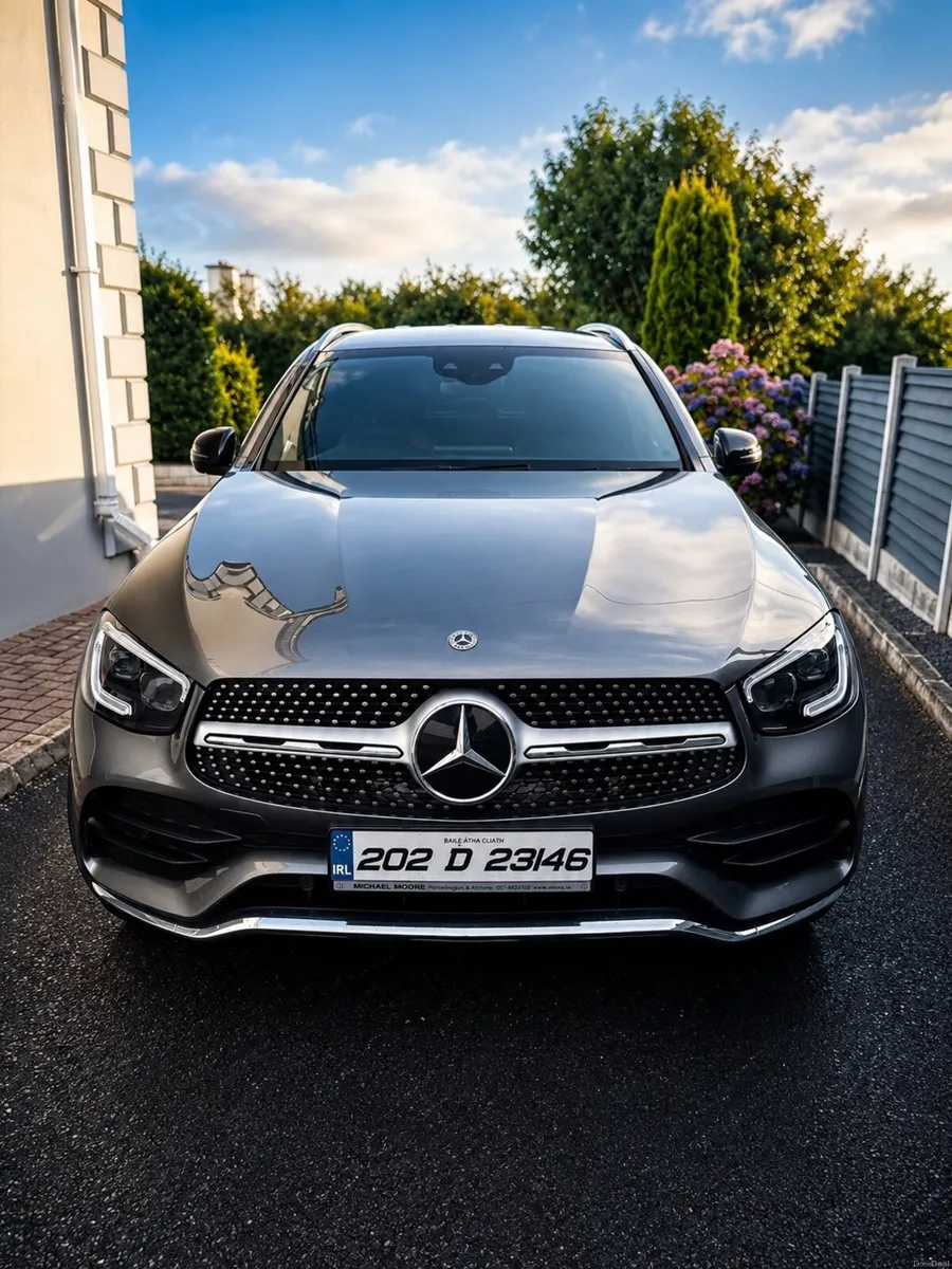 Mercedes-Benz GLC 300de 4MATIC AMG Line - Image 1