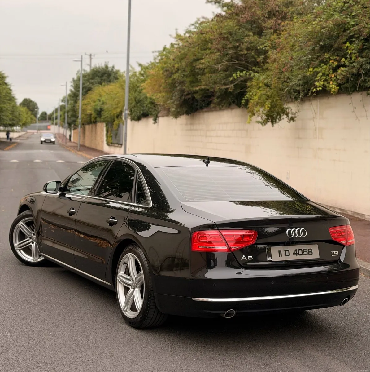 Audi A8 3.0TDI QUATTRO NCT 6/27 TAX 9/27 FSH mint - Image 4