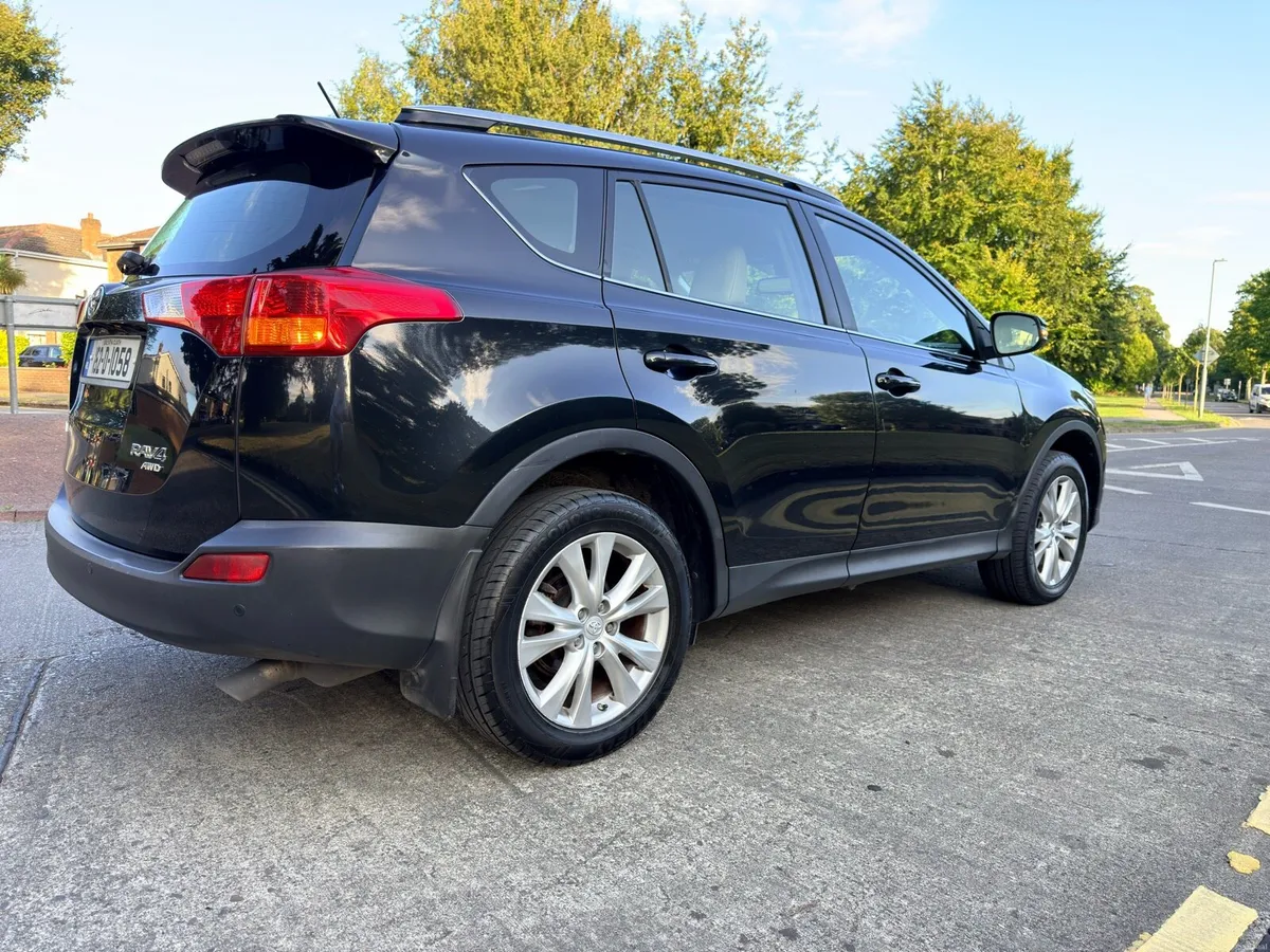 Toyota RAV4 2.0 D-4D 4WD SOL - Image 2