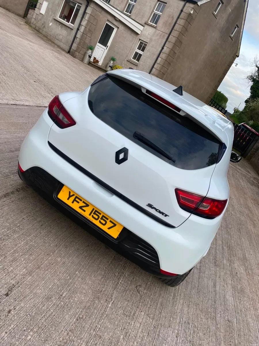 Renault Clio 2015 - Image 3