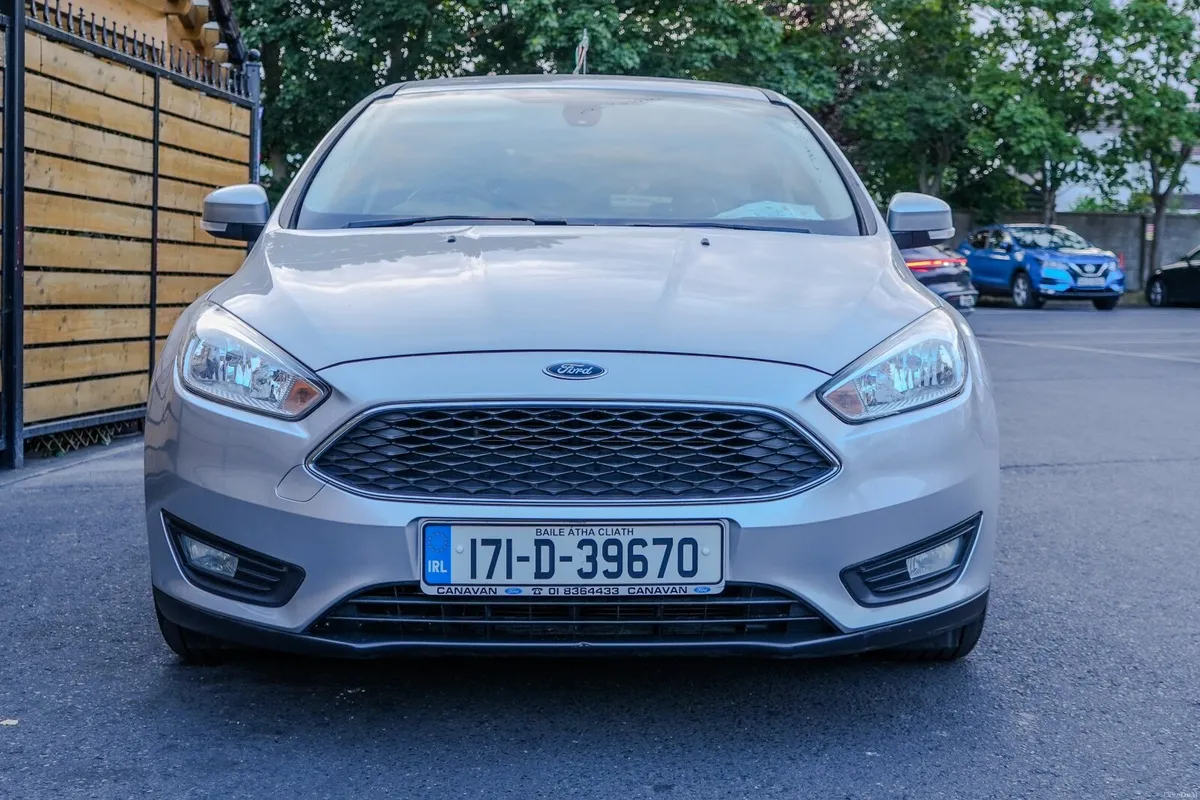 2017 Ford Focus 1.5 Diesel - ONLY 44K KMS! - Image 2