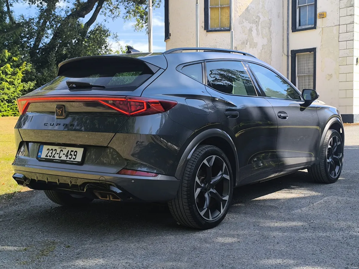 232 Cupra Formentor 1.4 E-Hybrid 204 hp DSG - Image 6