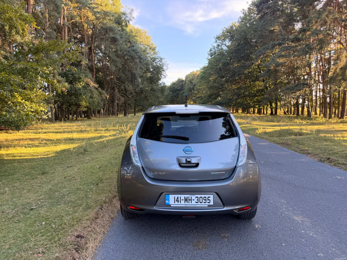 Nissan Leaf 2014 SV 24KW/h - Image 6