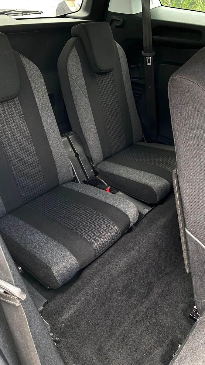 Peugot 5008 - Image 6