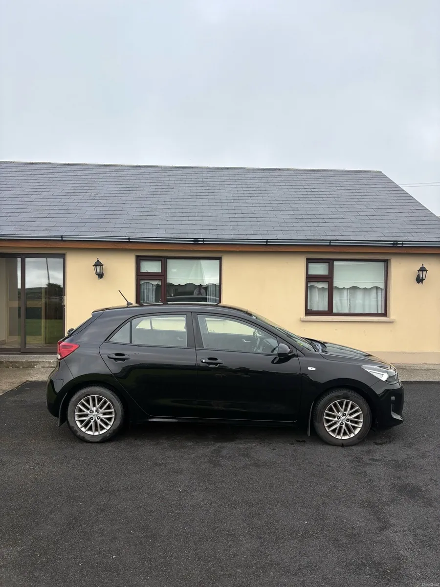 1.2L Petrol Kia Rio - Image 3