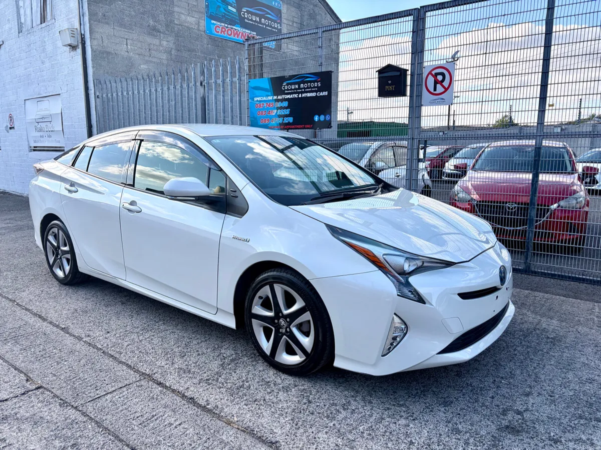 Toyota Prius Hybrid Automatic  2016 - Image 4