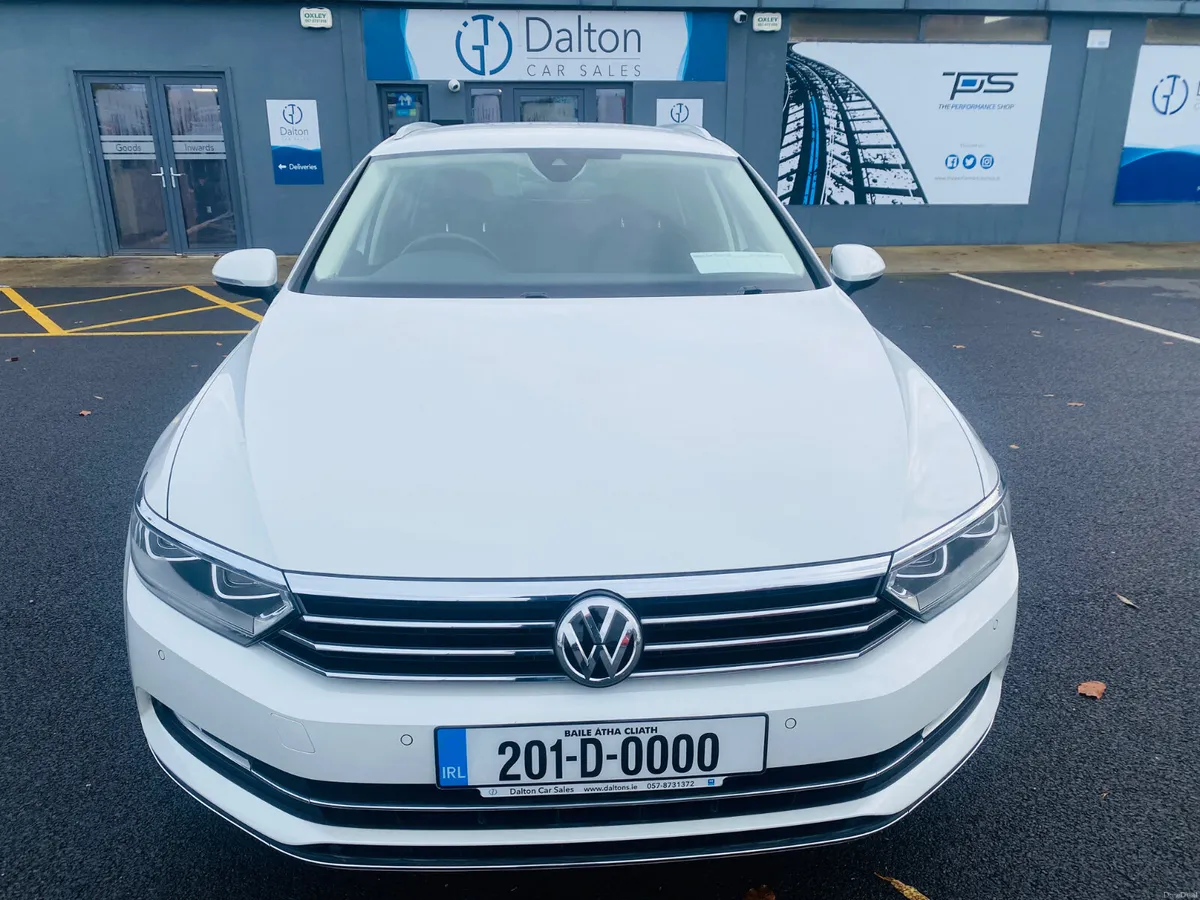 VOLKSWAGEN PASSAT ESTATE HIGHLINE DSG 2.0 TDI 2020 - Image 2