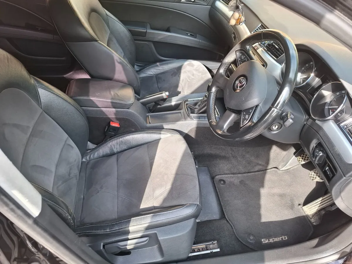 Skoda Superb 2014 - Image 3
