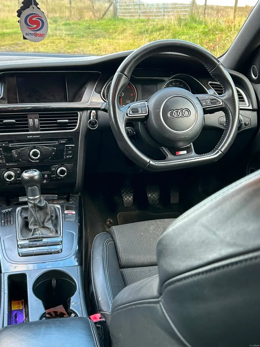 2013 Audi A4 S line Black Edition - Image 5