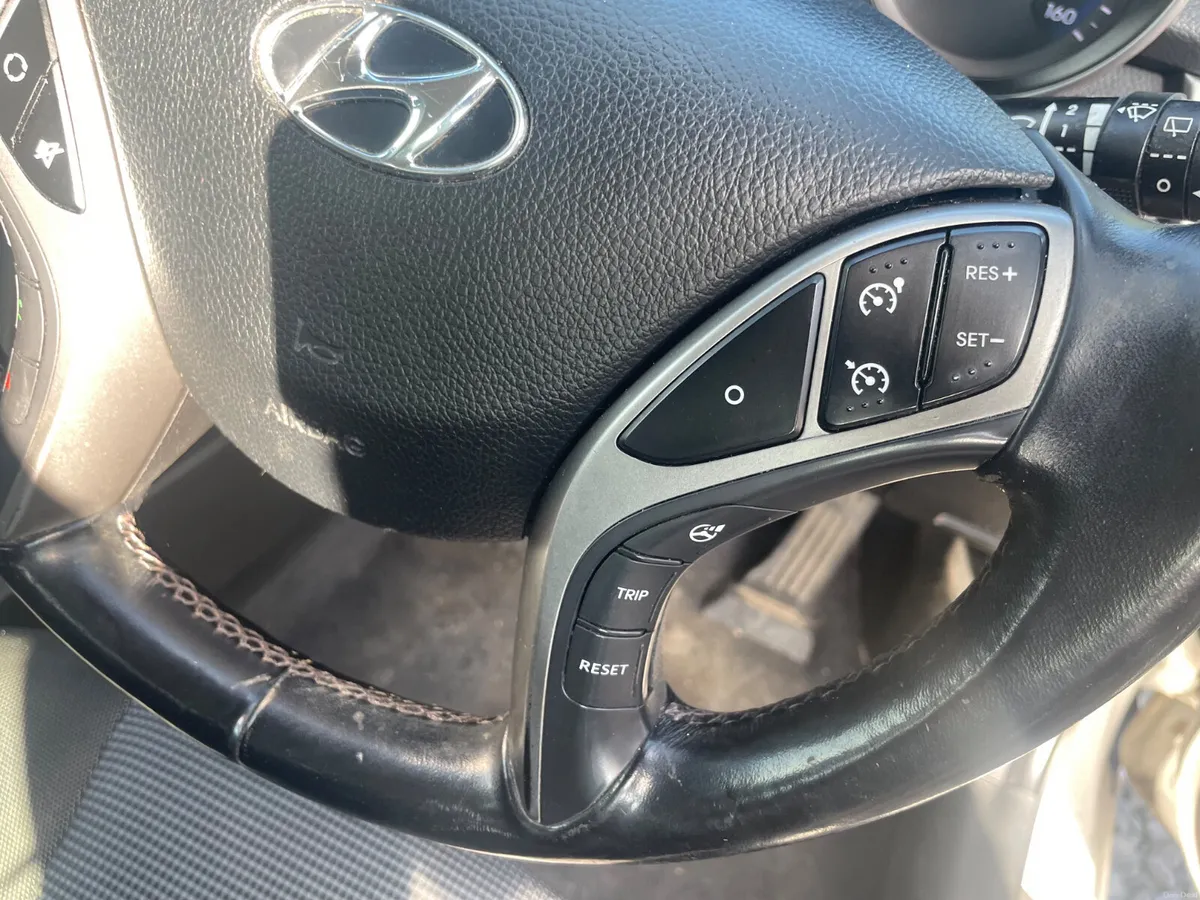 Hyundai i30 2013, cheap insurance - Image 6