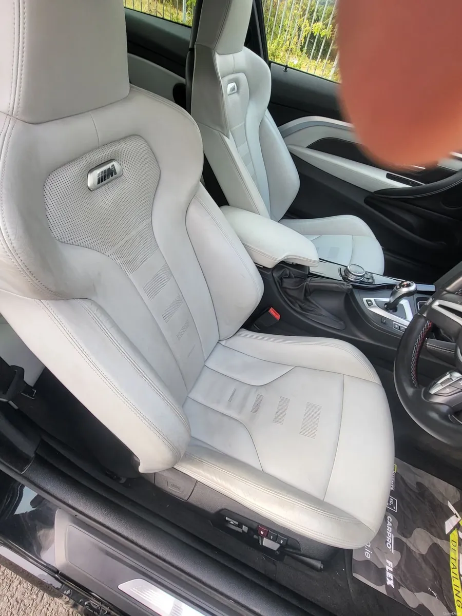 BMW M4 2014 - Image 2