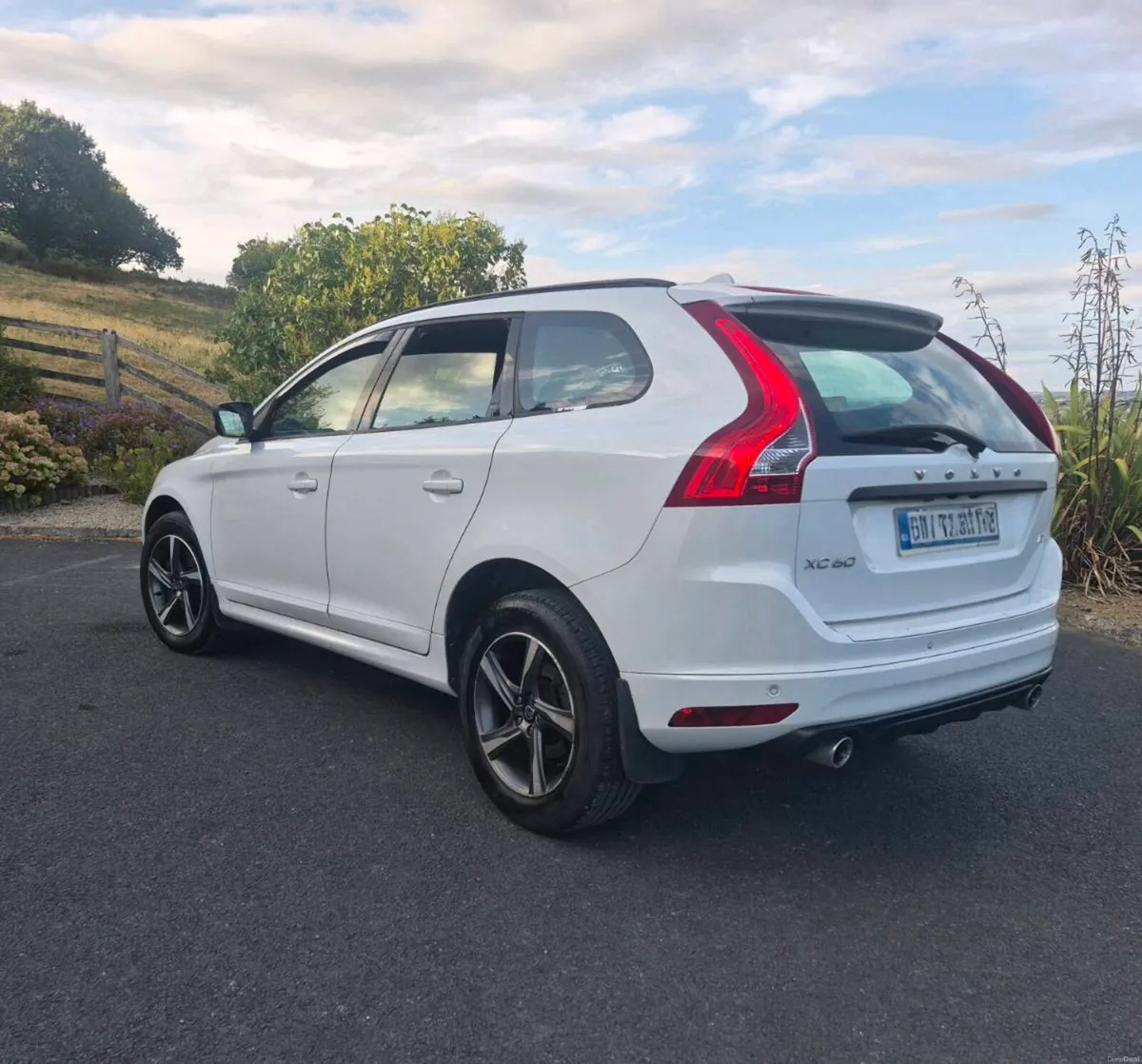 Volvo xc60 R design - Image 3