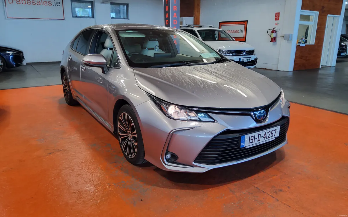 Toyota Corolla 2019 - Image 1