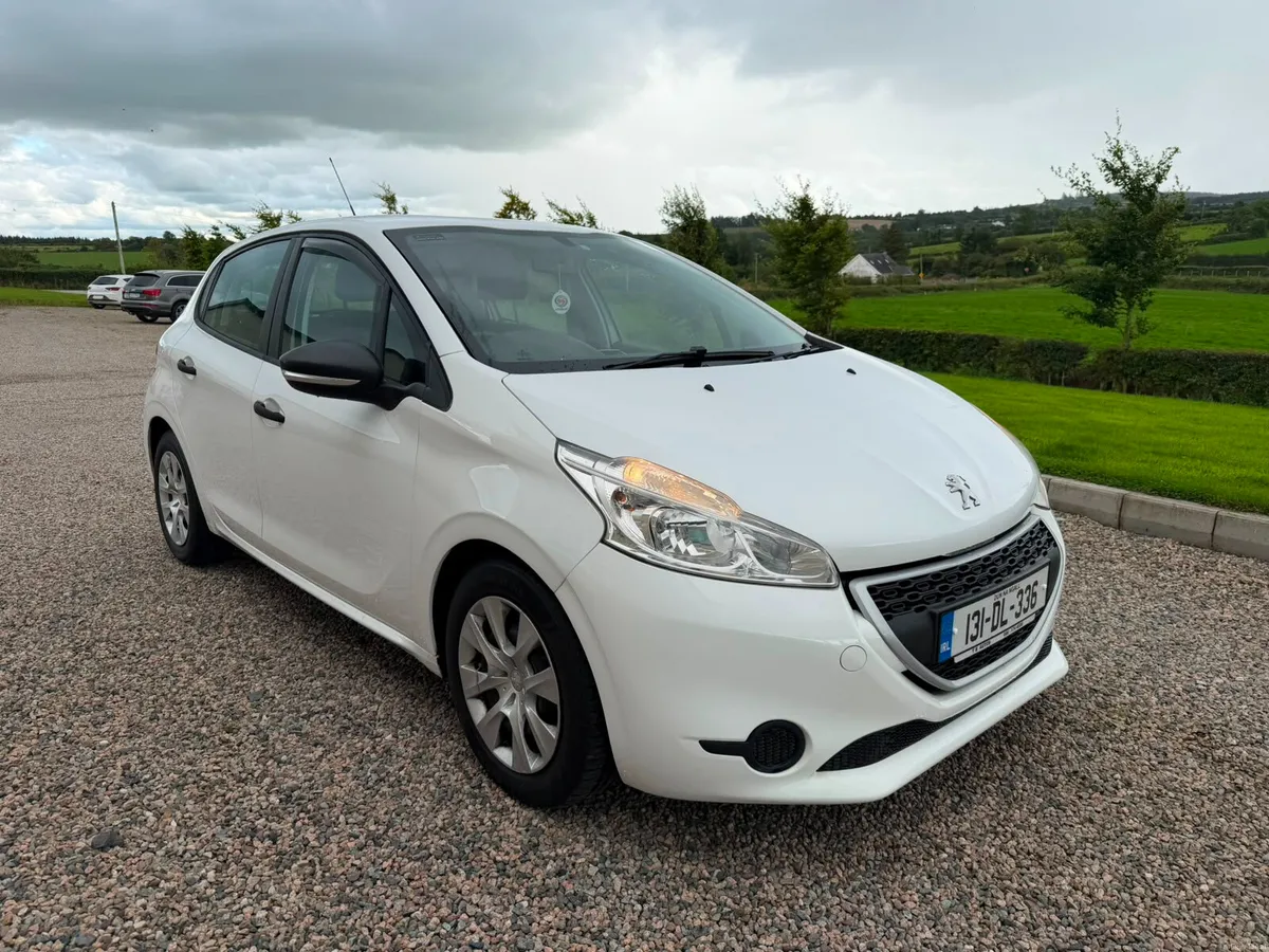 131 Peugeot 208 1.4 HDI - Image 1