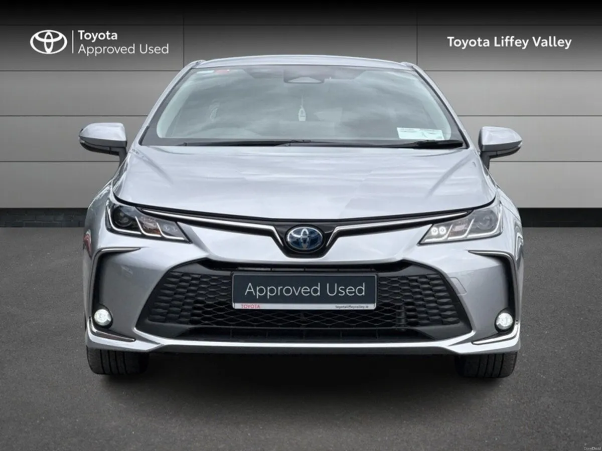 Toyota Corolla COROLLA LUNA SPORT SALOON - Image 5