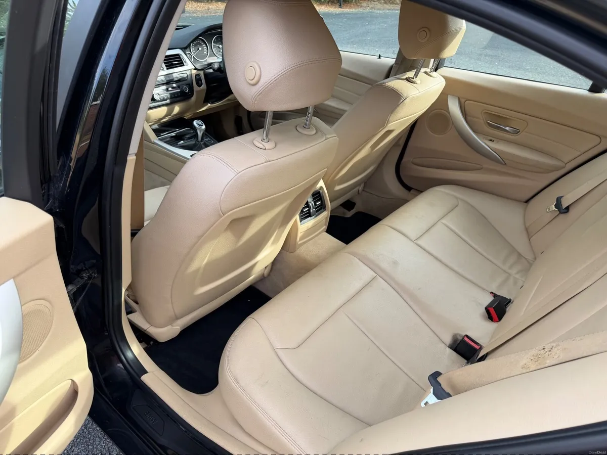BMW 3-Series - Image 4