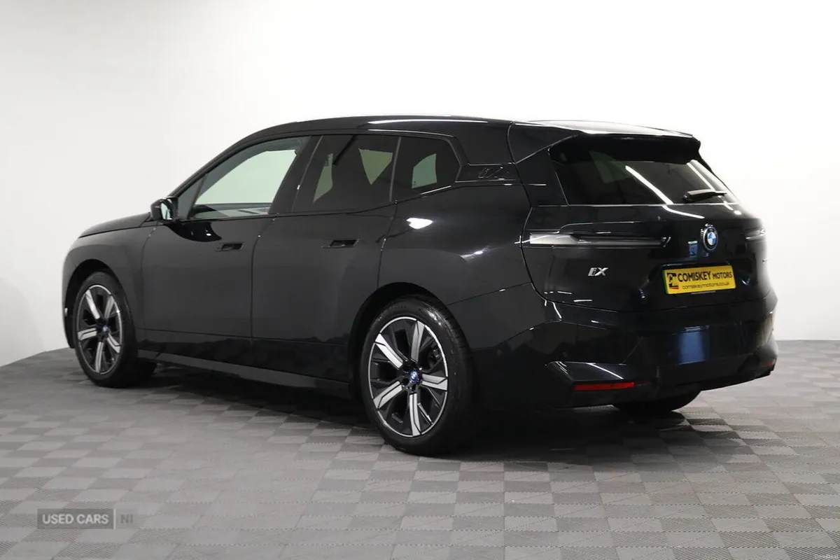 BMW iX 40 M Sport Edition - Image 4