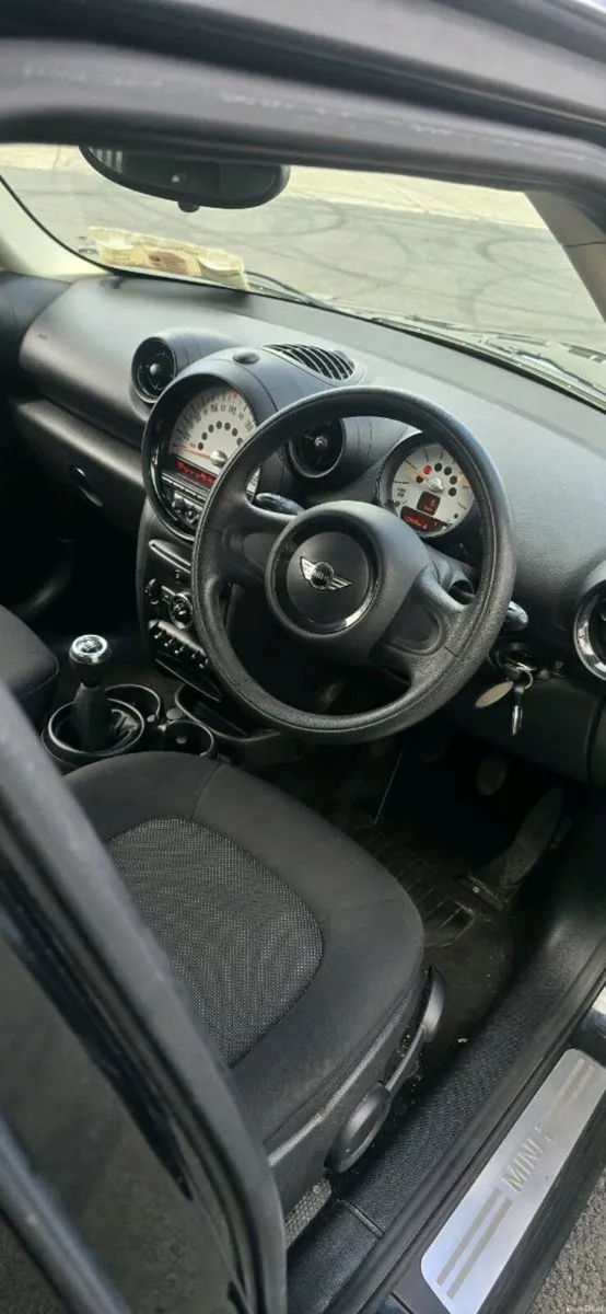 Mini D Countryman - Image 6