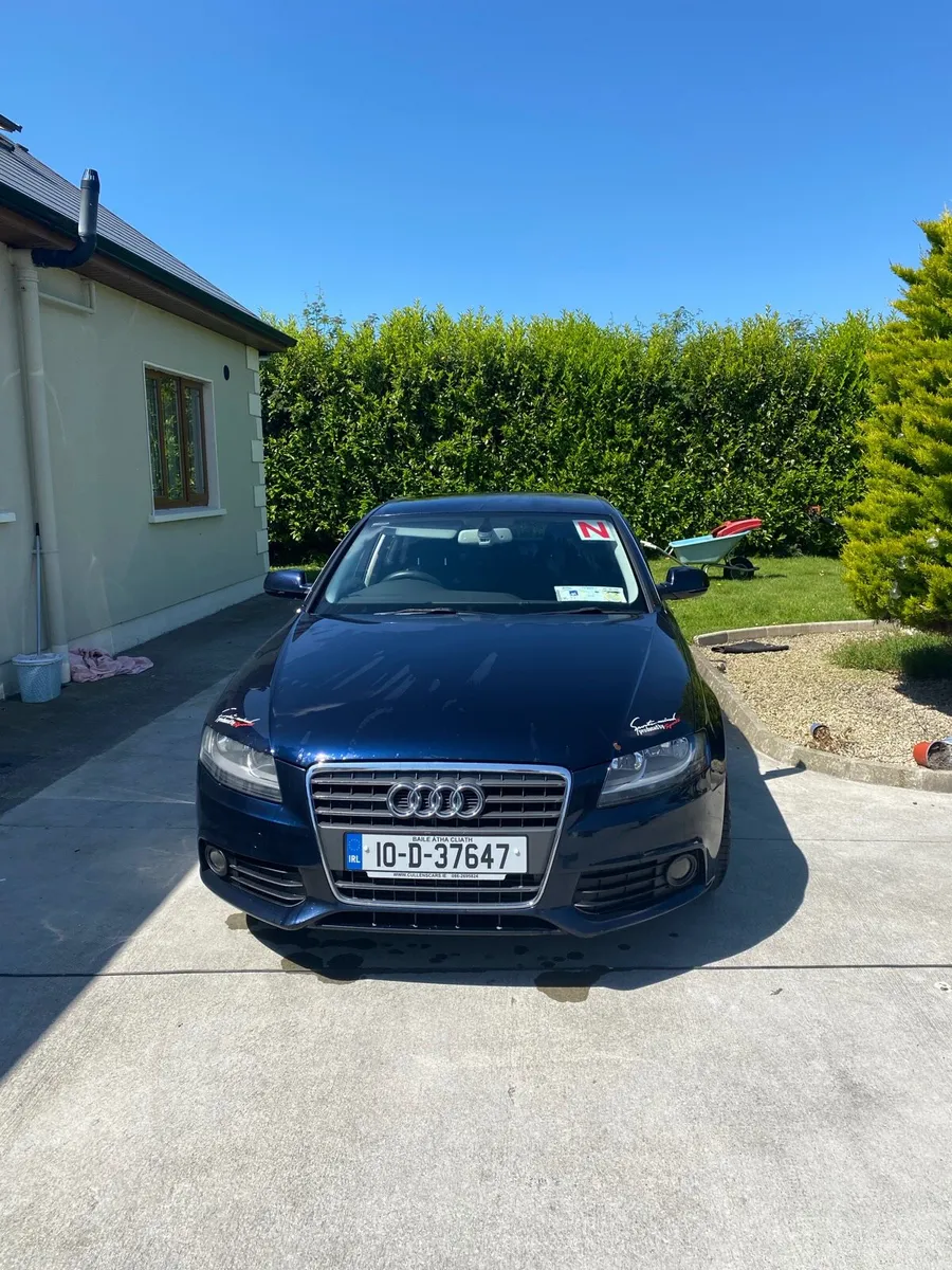 Audi A4 2010 - Image 1