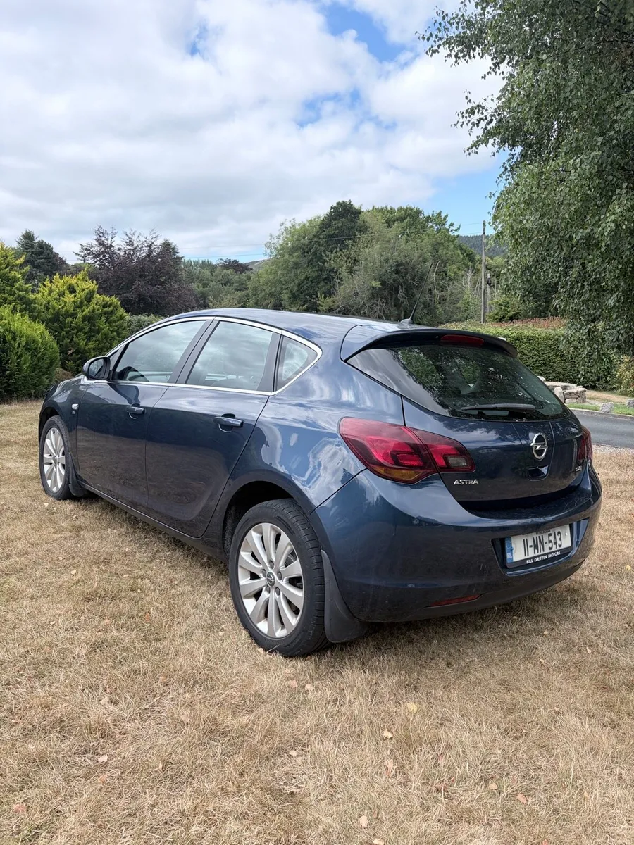 Opel Astra - Image 4