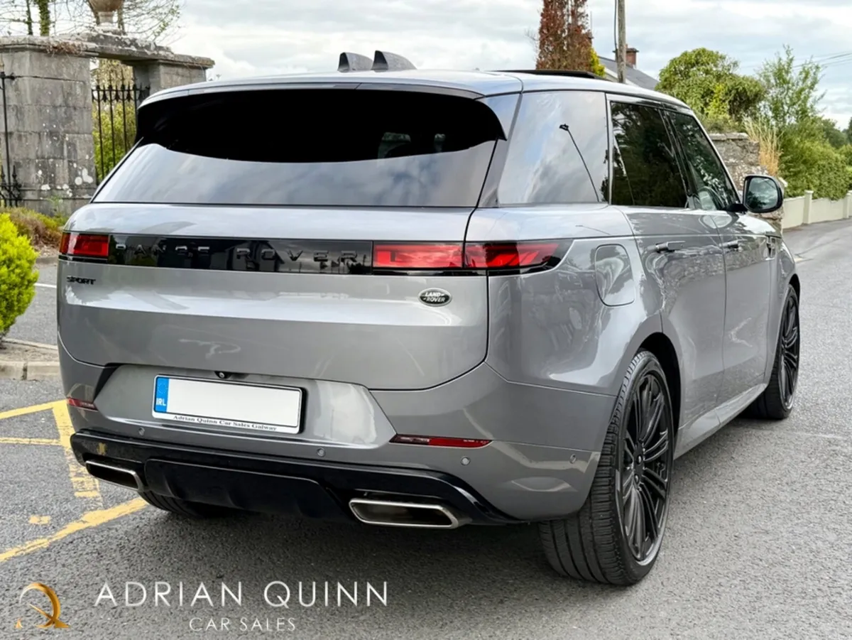 Land Rover Range Rover Sport P440e DYNAMIC SE AUTO - Image 5