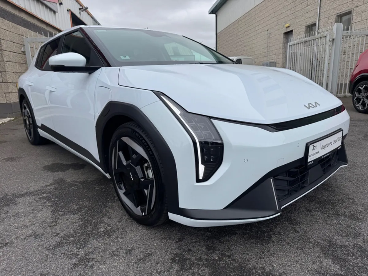 Kia EV4 5HB EARTH K3 LR***Deposit Taken*** - Image 3