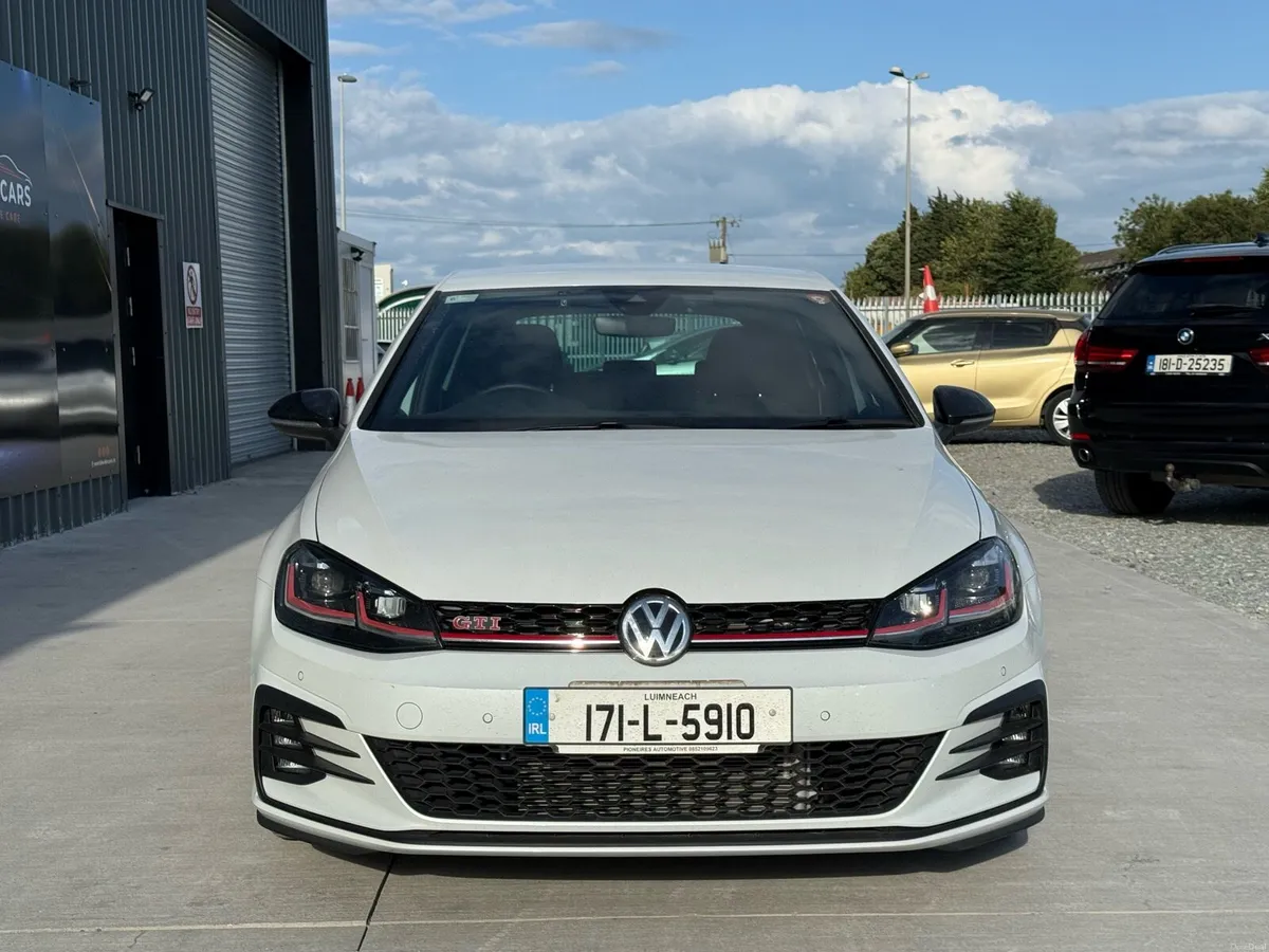 Volkswagen Golf GTI 2017 - Image 1